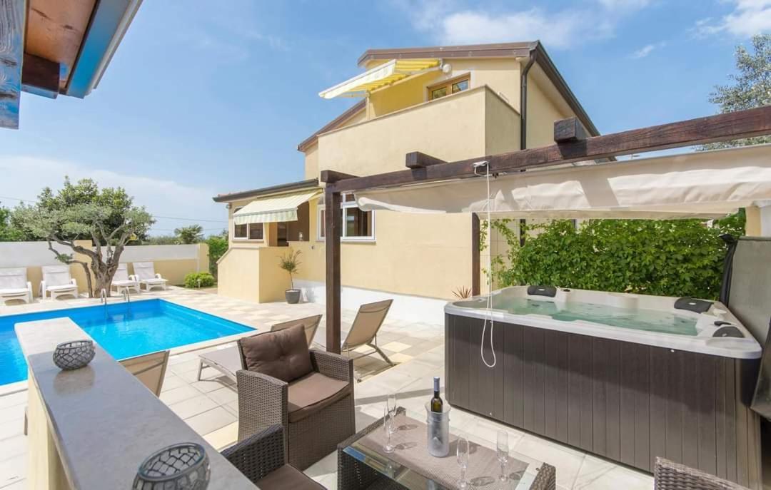 Gimy Villa&App 1 Porec Gedići 外观 照片