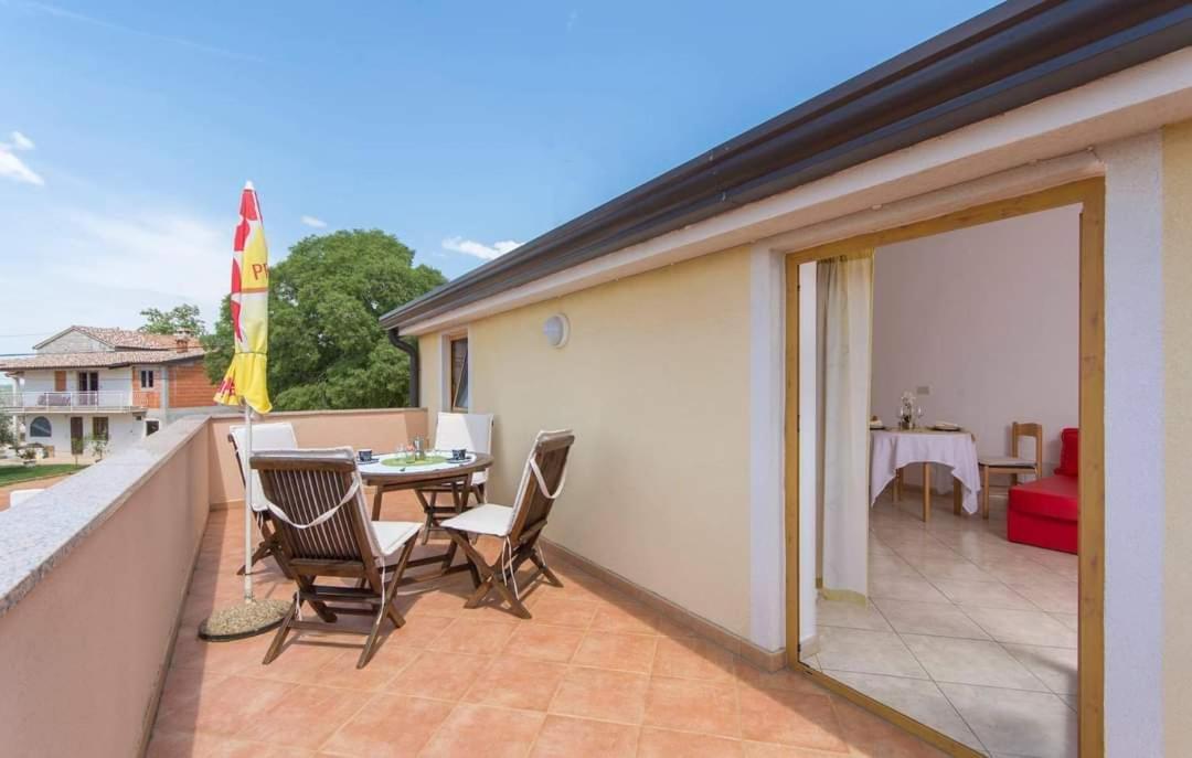 Gimy Villa&App 1 Porec Gedići 外观 照片